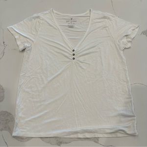 American Eagle Soft and Sexy T
